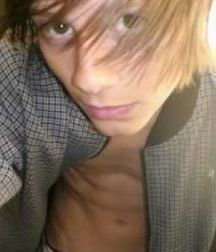 Sexy Boys 180--Emo Boys!! 5ce08d39cbe36.jpg