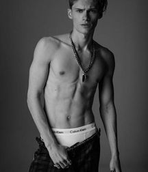 Photogenic Boys 29!!  Black and White hotties.  5ce092afcc7f7.jpg
