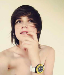More Hot Boys 596255482d424.jpg