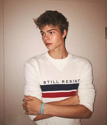 Final Hotties 5b7e24a66a1c9.jpeg