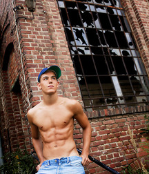 tempting a daddy1 599f19272f9d0.jpg