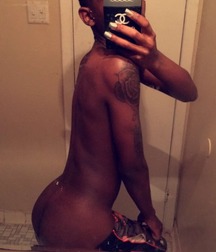 hot butts for daddies 35 59d380fc526a6.jpg