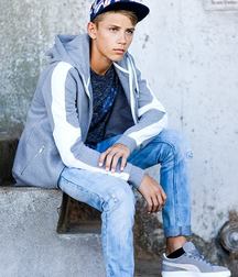 boys want daddies41 59dfac138a4b7.jpg