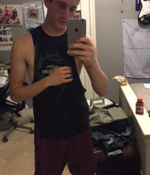 Sexting Boys 1 594c88dd67631.jpg
