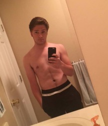 Sexting Boys 3 594dd8397e657.jpg