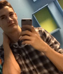 Sexting Boys 4 594dd8fe06578.jpg