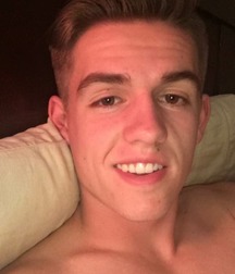 Sexting Boys 7 594ddd0535a45.jpg