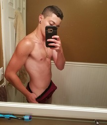 Sexting Boys 10 594ddff3c312e.jpg