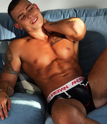 Muscle Guys Gay Tube Strong
