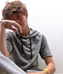 skinny twinks 2 59c9a645ed336.jpg