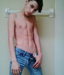 skinny twinks 2 59c9a65ea89e9.png