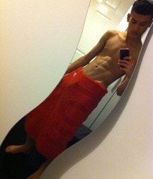 skinny twinks 16 59de962773d52.jpg