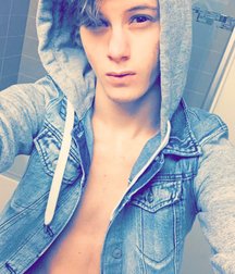 skinny twinks 19 59e26b25bc58f.jpg