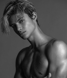 skinny twinks 27 5a03bd34da00b.jpg