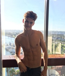 skinny twinks 27 5a03bd39ec770.jpg