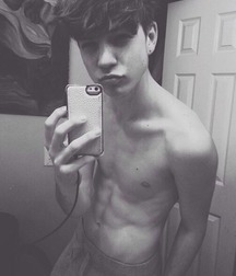 skinny twinks 32 5a2607266c753.jpg