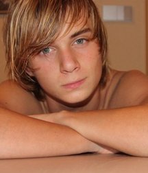 Russian boys from Social Network  595772e16a30b.jpg