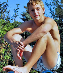 Pretty boys 5a16ee9292134.jpg
