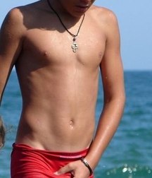 Beauty boys 5aa5033e57a7c.jpg