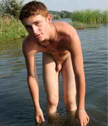 boys and water 5a6461d9f3cb9.jpg