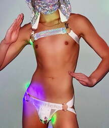 Fashion Nude Gay Porn 600c28e0b3cfe.jpg