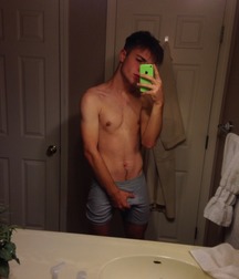shirtless boy wonders... 59728942f2908.jpg