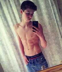 shirtless boy wonders... 5972894b9ddc0.png