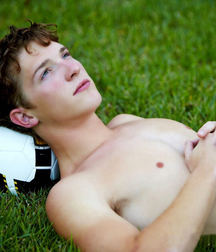 shirtless boy wonders... 5972896e8451b.png