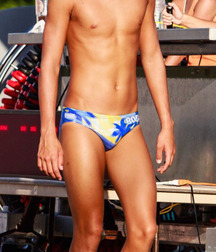 shirtless boy wonders... 5972897cc0a7d.jpg