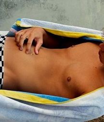 Hot skin continued... 59811efbe73b3.jpg