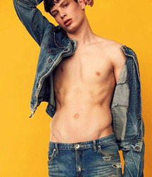 Really hot boys... 5988fbd4d987b.jpg