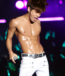 Friday hotties... 5997833c119ab.png
