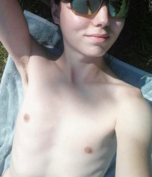 Sunday night dream boys... 59a365155095b.jpg