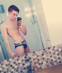 Monday hotties, pt.3 59a3bafbdaa81.jpg