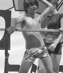 More weekend hotties... 59ab92b498c13.jpg
