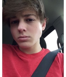 Wall and more boys... 59b9f8fc77f70.jpg