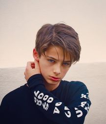 Boys being boys, part 8... 59bf81617c682.jpg