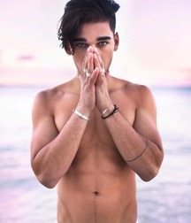 Tops and bottoms... 59d03f3121ddb.jpg