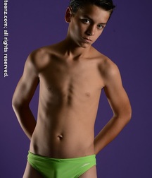 Tops and bottoms... 59d03f368cdbb.jpg