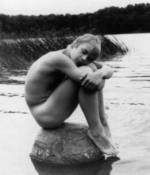 Boys being boys, part 9... 59d22af3394e0.jpg