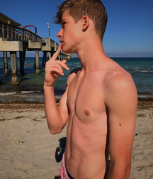 Boys being boys, part 9... 59d22b2c9026c.png