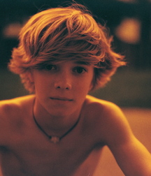 Hot and cute... 59e73bc43ac2c.jpg