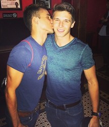Overnight hotties, p.3 59eaccd43fd62.jpg
