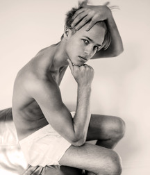 Shirtless cuties... 59f992c3e2b34.jpg