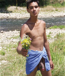 Tim's Hotties 20 599116d66b6f7.jpg