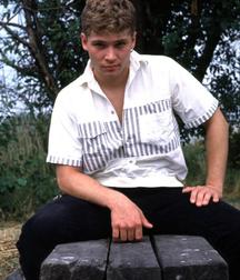 Billy Brandt 599df7c5981f7.jpg