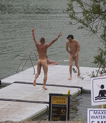 Out and About 6 59b02e810f9db.jpg