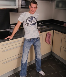 Alex Stevens 2 59b2b5fa597a6.jpg
