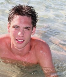 Ibiza Beach Boy 59b9e2aea8d96.jpg