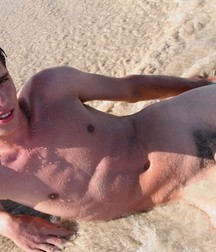 Ibiza Beach Boy 59b9e2ba93384.jpg